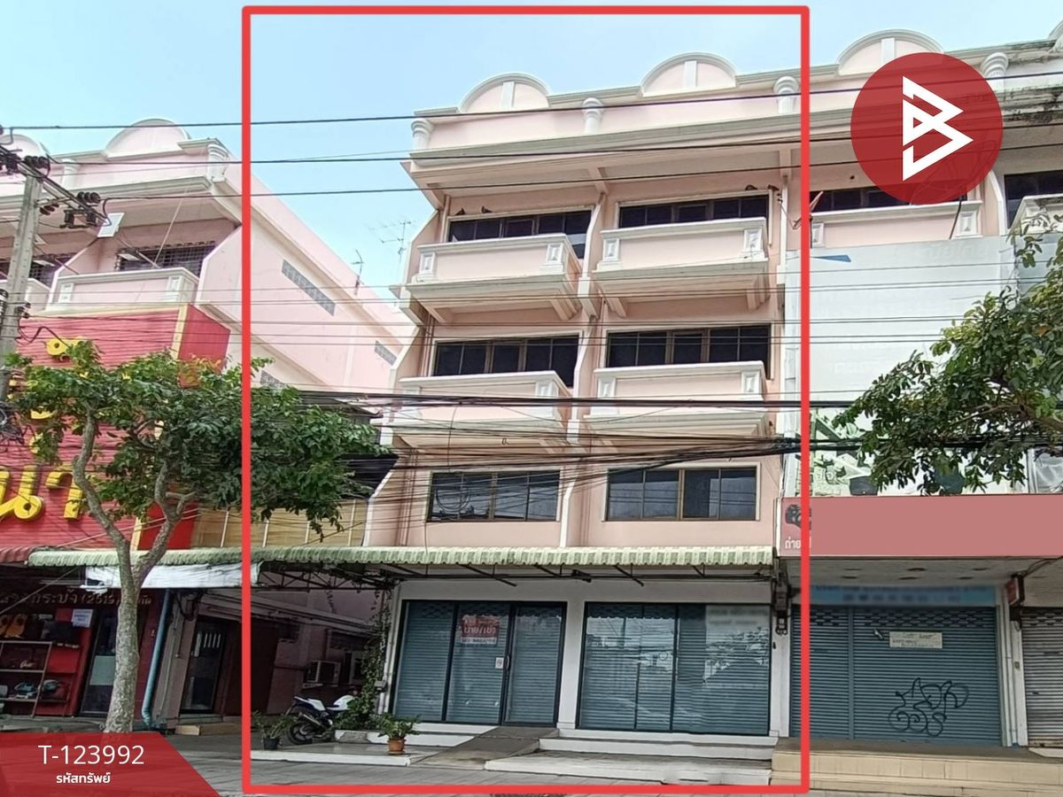 For sale/rent, 4-story commercial building, area 44.5 square meters, next to Lat Krabang Road. Bangkok For sale/rent, 4-story commercial building, area 44.5 square meters, next to Lat Krabang Road. Bangkok
