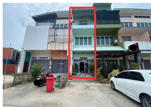 Home office for sale, 3 and a half floors, Soi Land Department, Nonthaburi, Bang Bua Thong branch. Zone in front of Phattharaniwet Lagoon Village