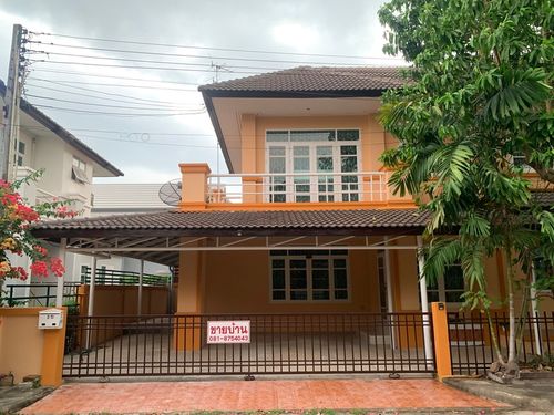 Single house for sale Wongkorn River View Village Along the Bang Pakong River, good atmosphere, near Luang Por Sothon Temple.