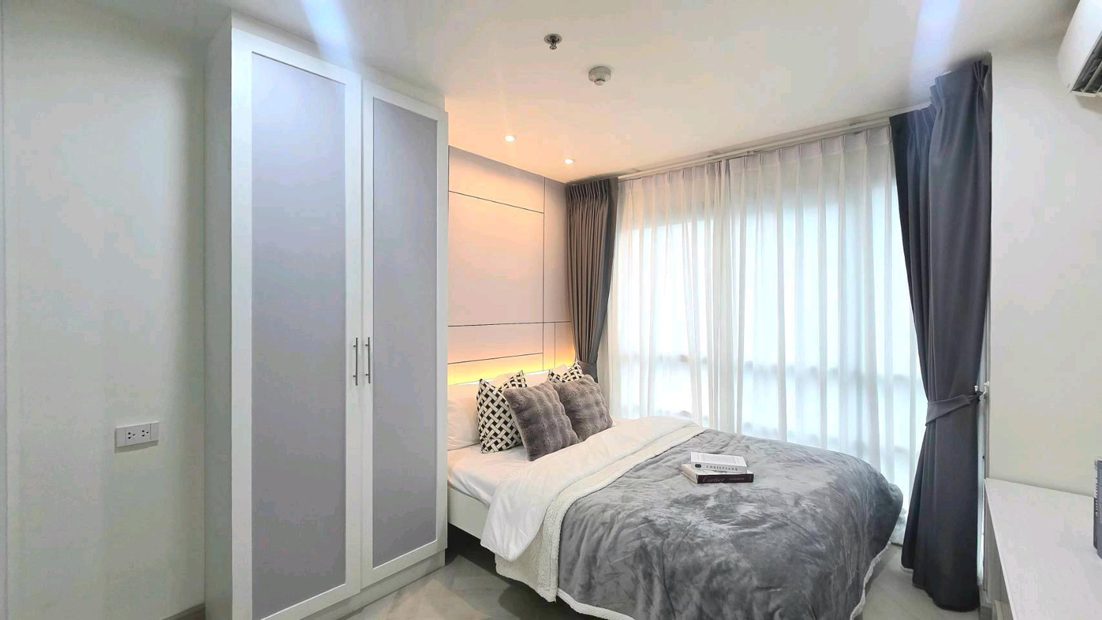🚅🚅🏬🏬Near the BTS On Nut station, newly decorated luxury condo, Udelight @on nut stations, fully furnished room with new furniture, 16th floor, very beautiful view, hurry up #Price is right, location is right.