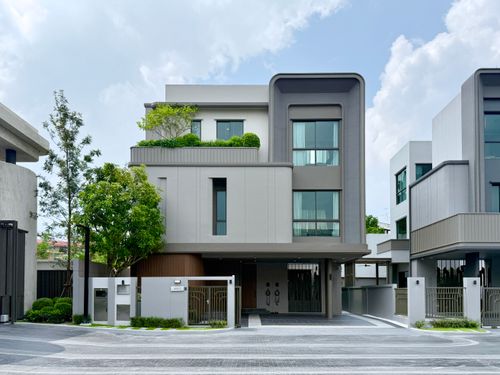 Grand Bangkok Boulevard Don Mueang Chaengwattana 450 sq m. 67 sq m 📲 𝟎𝟔𝟒-𝟕𝟗𝟒𝟒𝟐𝟔𝟑(Khun Nam)