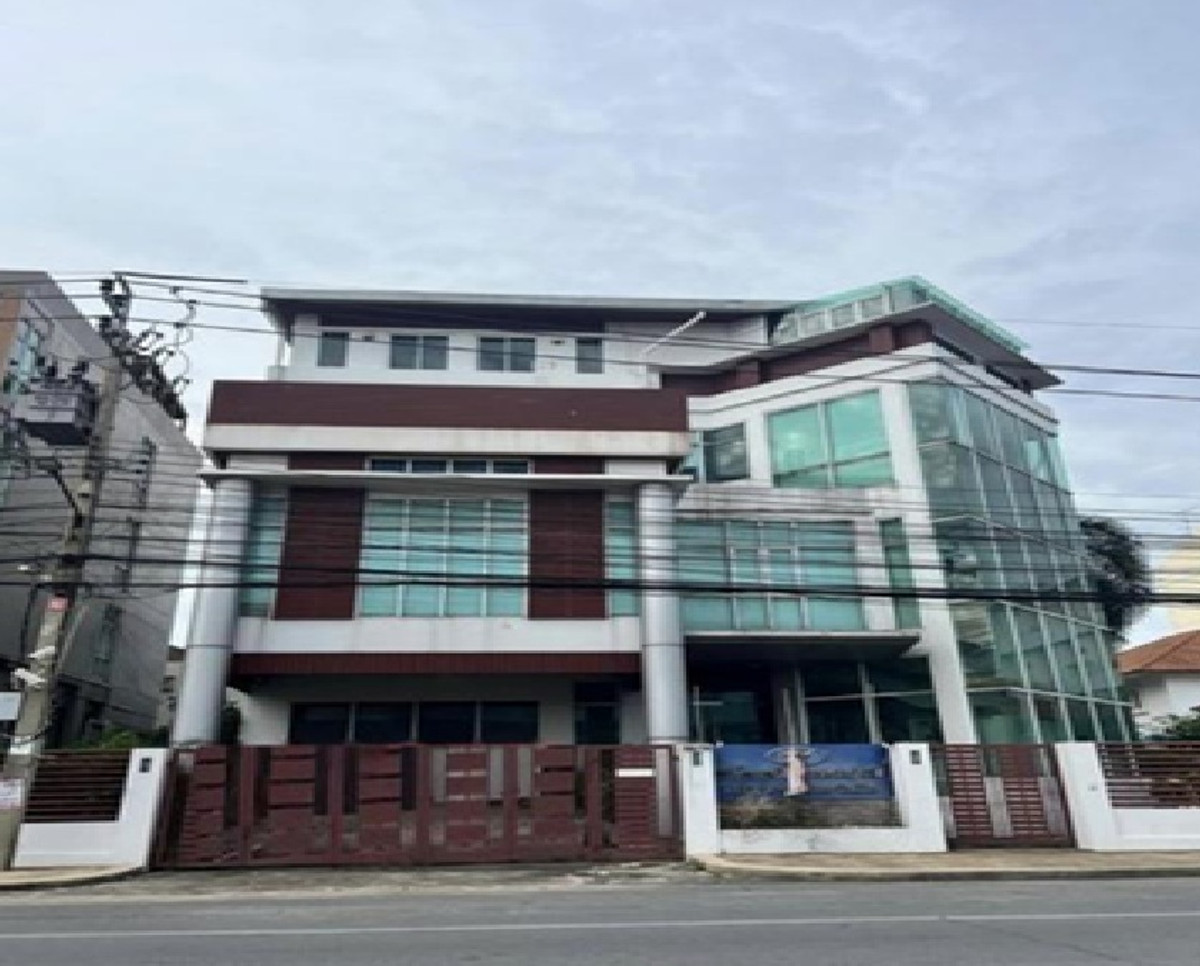 For Rent ให้เช่าอาคาร / Home Office ขนาดใหญ่ 4 ชั้น ในหมู่บ้าน บางใหญ่ซิตี้ ใกล้ตลาดบางใหญ่ ถนนกาญจนาภิเษก พื้นที่อาคาร 1000 ตารางเมตร / แอร์ 20 เครื่อง / มีเฟอร์นิเจอร์สำนักงาน / เหมาะเป็นสำนักงาน , Online , อื่น ๆ For Rent ให้เช่าอาคาร / Home Office ขนาดใหญ่ 4 ชั้น ในหมู่บ้าน บางใหญ่ซิตี้ ใกล้ตลาดบางใหญ่ ถนนกาญจนาภิเษก พื้นที่อาคาร 1000 ตารางเมตร / แอร์ 20 เครื่อง / มีเฟอร์นิเจอร์สำนักงาน / เหมาะเป็นสำนักงาน , Online , อื่น ๆ