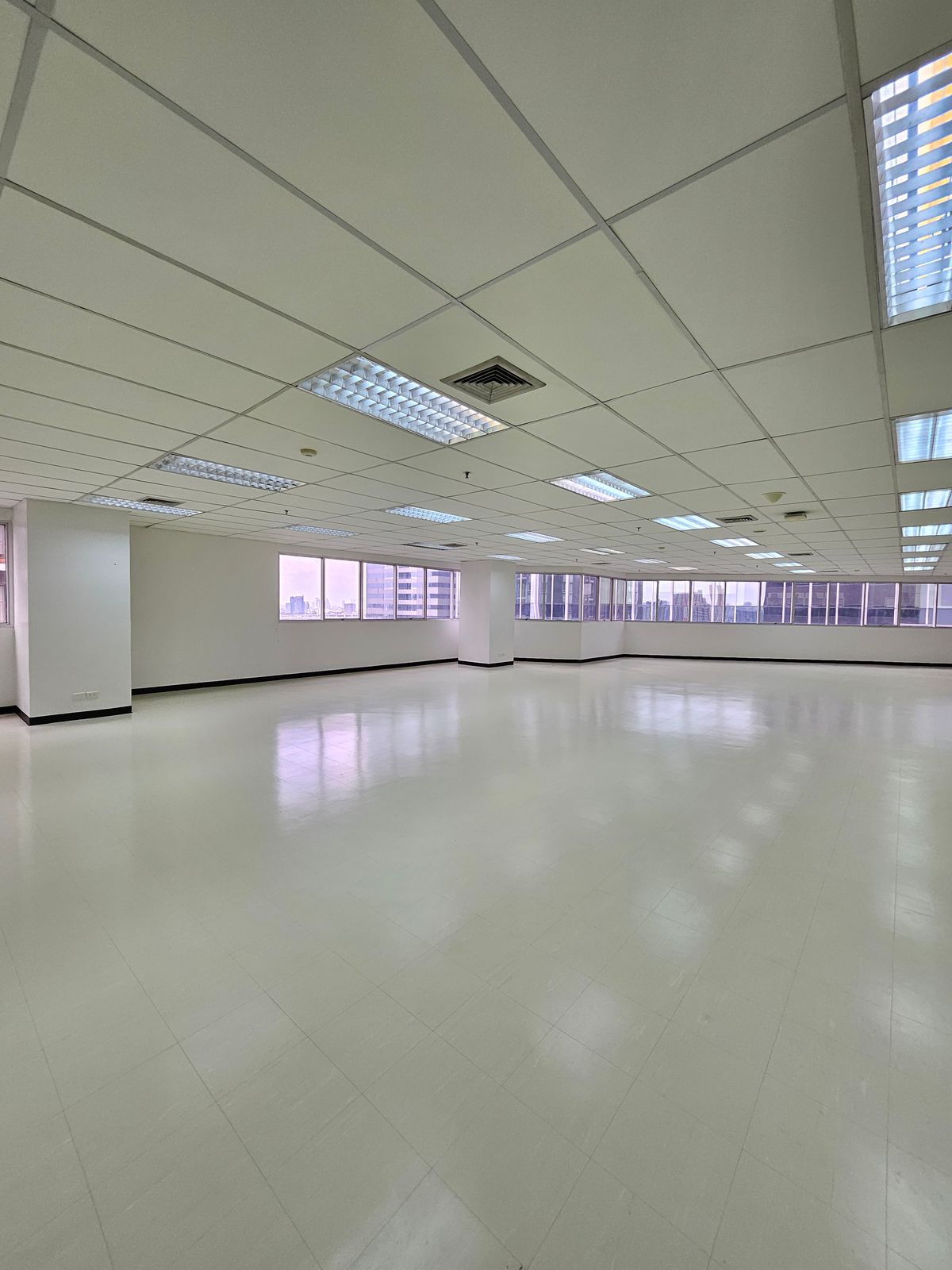Office Space for Rent – Lao Peng Nguan 1 Building, Vibhavadi Road (21st Floor, City View) – รูปที่ 4