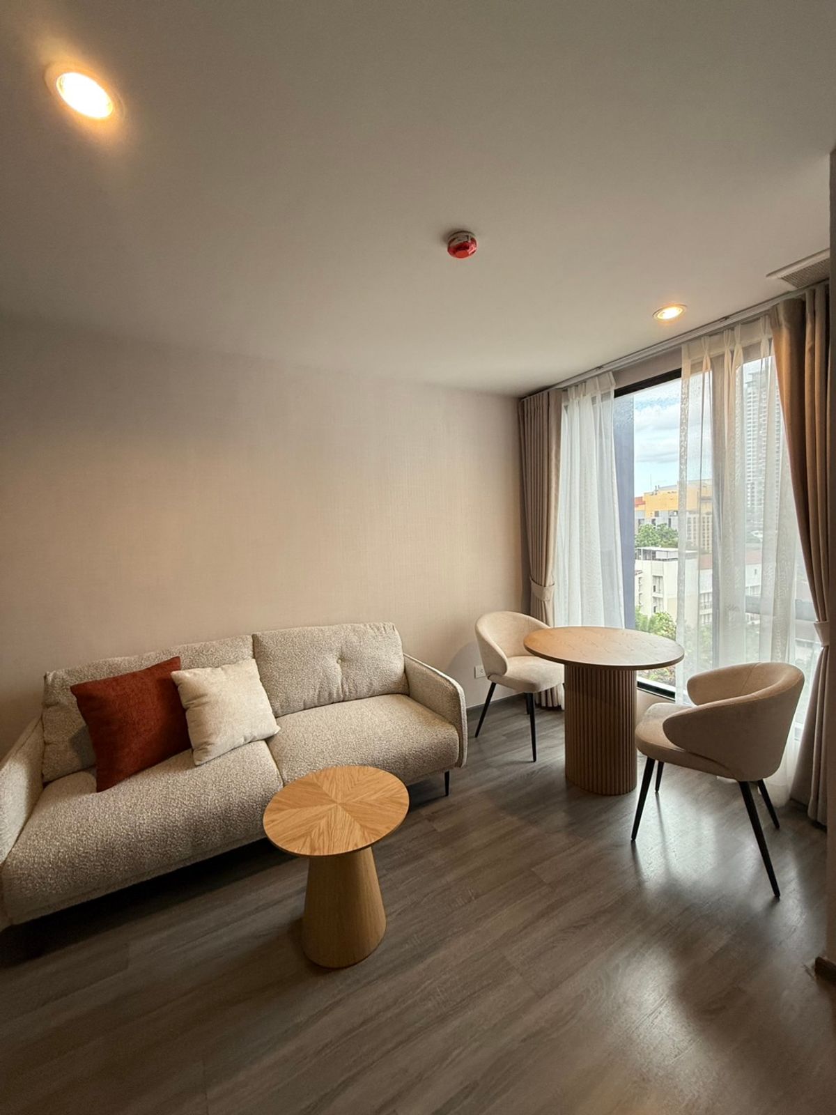 Ideo Mobi Sukhumvit 40 For Remt Ideo Mobi Sukhumvit 40 For Remt
