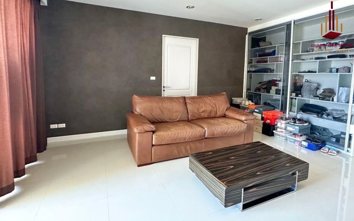 ✨ For Sale : Q House Condo Sathorn Only 7.19MB ✨ ✨ For Sale : Q House Condo Sathorn Only 7.19MB ✨