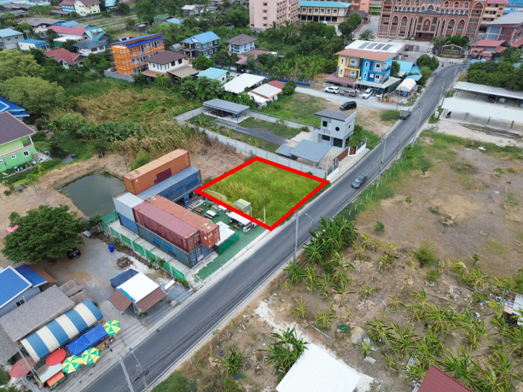 ขาย ที่ดิน อยู่ริมถนนเมน ซอยท่าอิฐ21 นนทบุรี 100 ตรว DD
