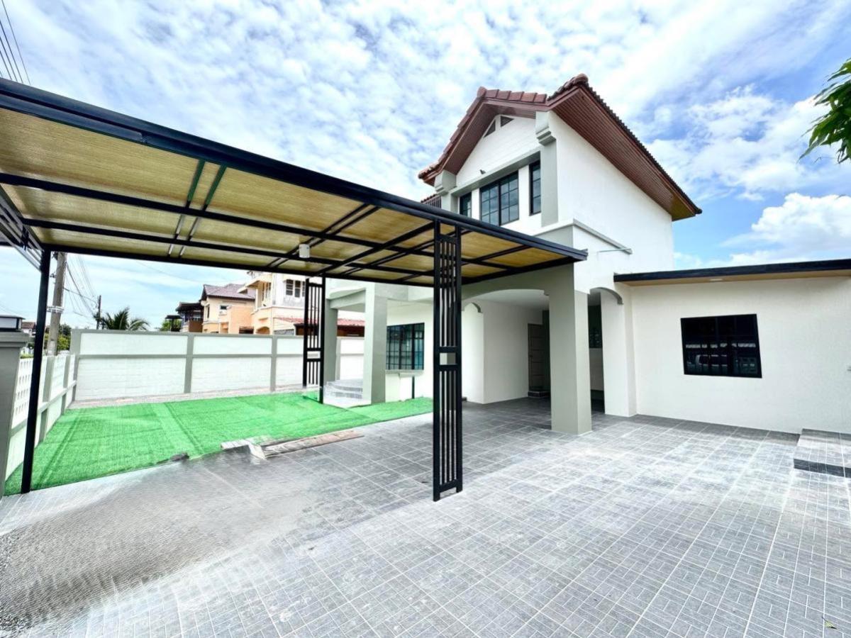 ขายบ้าน บ้านพรจิรา คลอง 7 หน้ากว้าง รีโนเวทใหม่ บึงคำพร้อย ลำลูกกา ปทุมธานี CX-134003 ขายบ้าน บ้านพรจิรา คลอง 7 หน้ากว้าง รีโนเวทใหม่ บึงคำพร้อย ลำลูกกา ปทุมธานี CX-134003