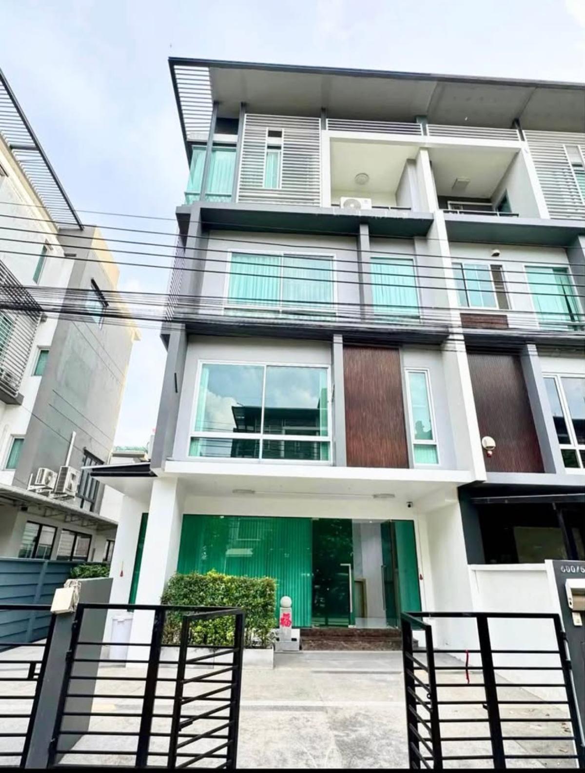 For Sale Townhouse/Townhome  , B-Square Rama 9 - Mengjai , newly renovated , Wang Thong Lang , Wang Thong Lang , Bangkok , CX-133730