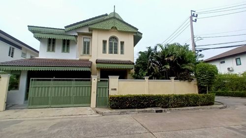 Mantana Rama9-Krungthep Kreetha 7 For Sale Mantana Rama 9 Krungthep Kreetha New Road Corner detached house, area 62.10 sq m, built in entire house, ready to move in.