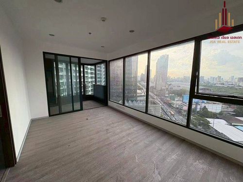 ✨ For Sale: Ideo Mobi Asoke Condo ✨💰 Only 9,600,000 THB