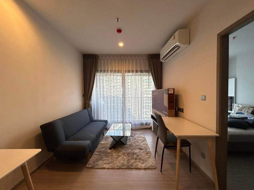 🔥Urgent Rent🔥 Life Asoke Hype, fully furnished, ready to move in, near MRT Rama 9.