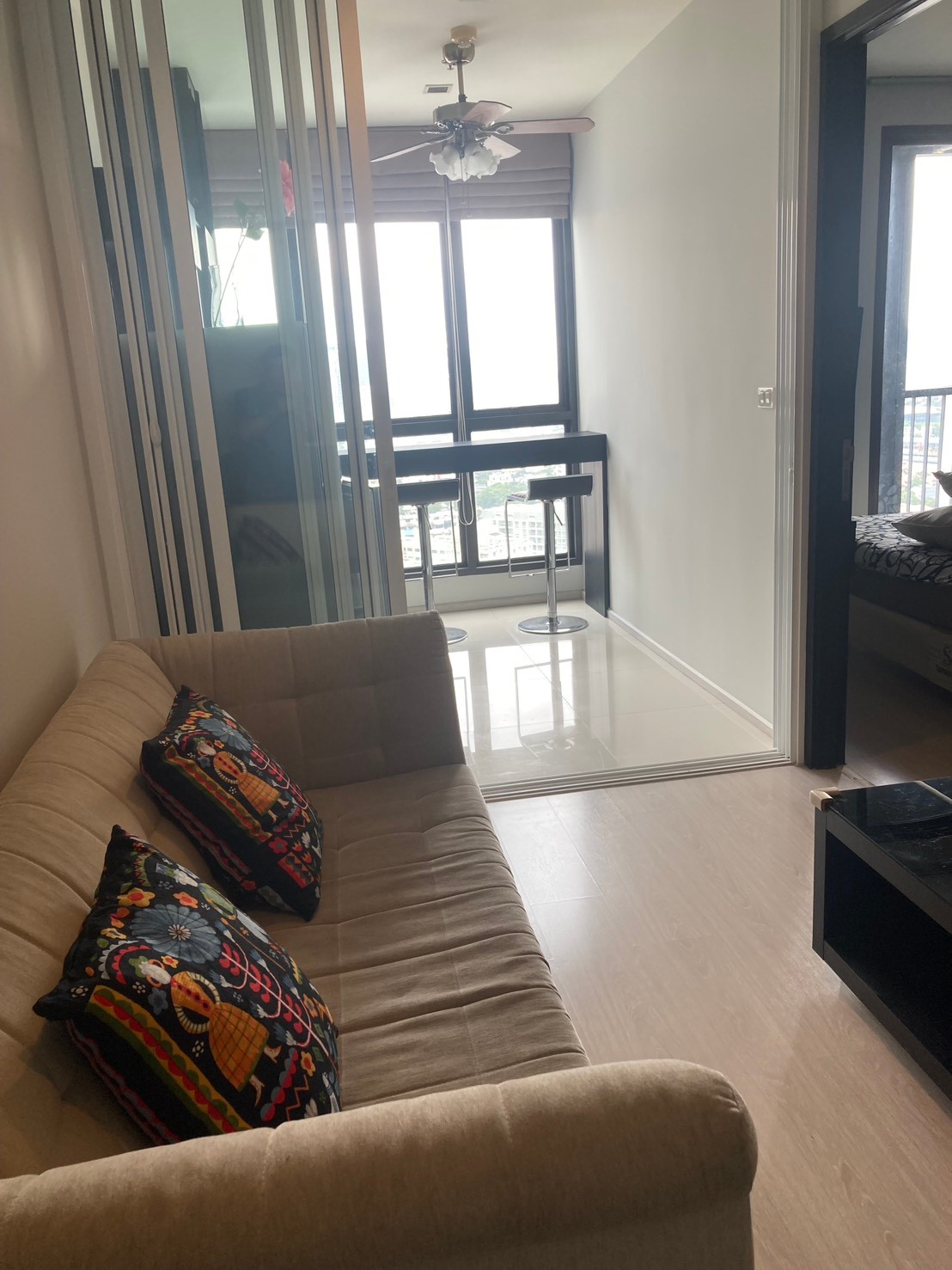 [Room for Rent] ให้เช่า 1 Bedroom (35 ตร.ม.) ชั้น 23 Rhythm 44/1 ห้องทิศเหนือ ไม่ร้อน หันหน้าไปทาง BTS พระโขนง – รูปที่ 3