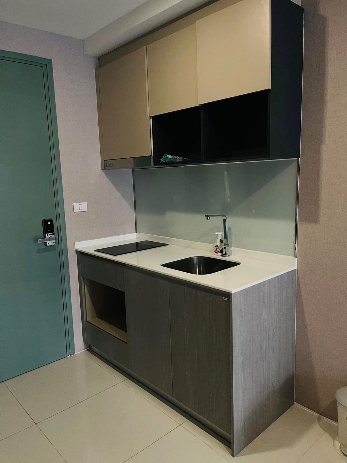 🔥ขาย D' Memoria🔥 คอนโดใจกลางอารีย์ ในซอยสายลม Private residence เชื่อมต่อ ถนน2เส้นหลัก เส้นBTSสายสีเขียว และ วิภาวดี – รูปที่ 3