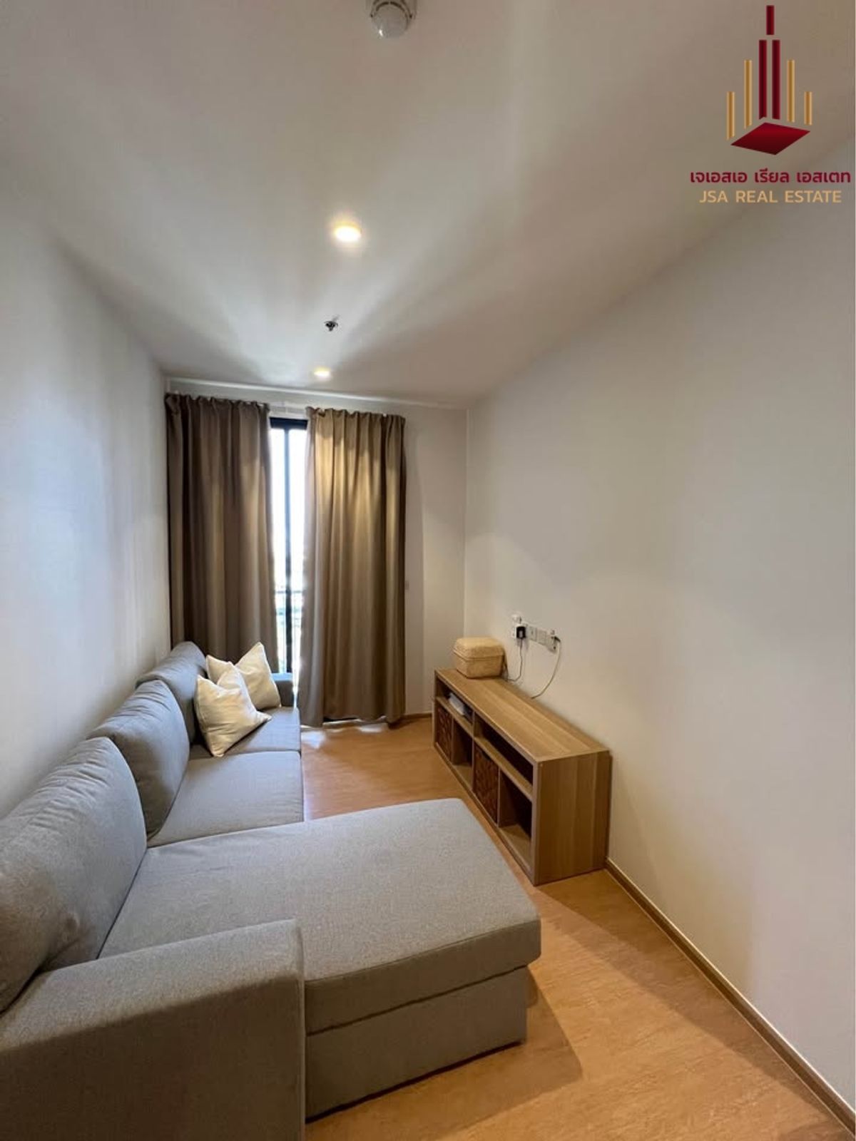 ✨ For Rent: Maru Ekkamai 2 Condo ✨  💰 Only 50,000 THB/month