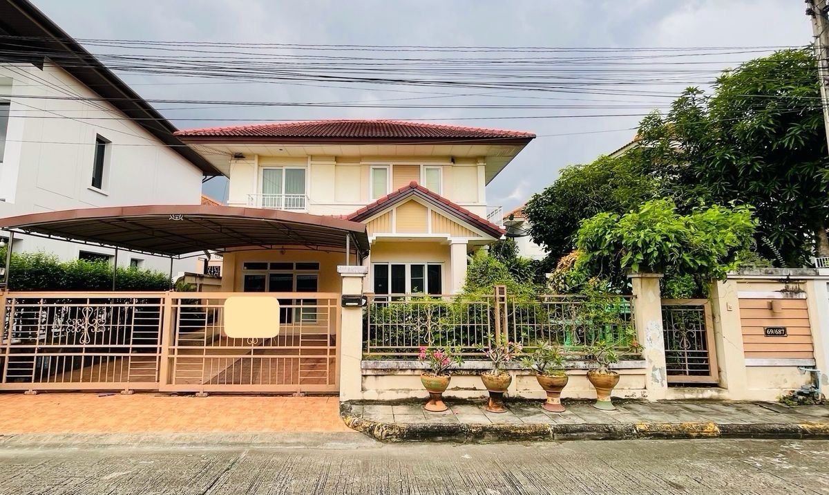 Best Deal! Single House in Hot Location – Warabodin Village, Wongwaen–Lamlukka (Next to Big C Lamlukka Klong 5) Best Deal! Single House in Hot Location – Warabodin Village, Wongwaen–Lamlukka (Next to Big C Lamlukka Klong 5)