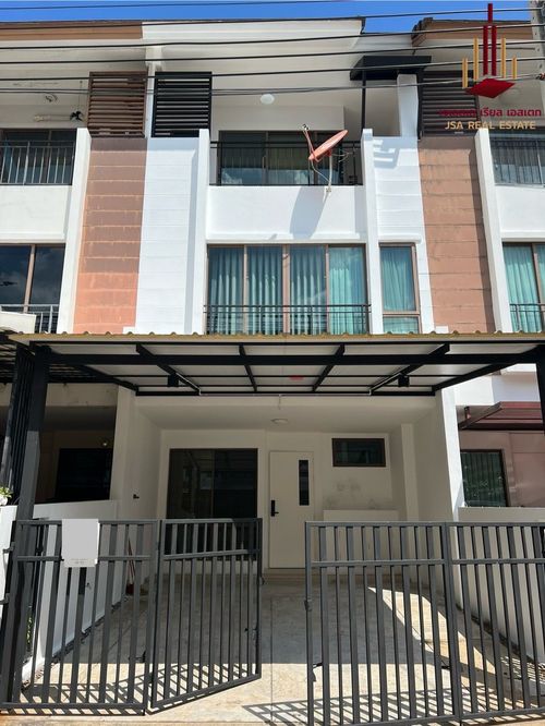 ✨ For Rent: The Private Sukhumvit-Bangchak ✨ 💰 Only 54,000 THB/month