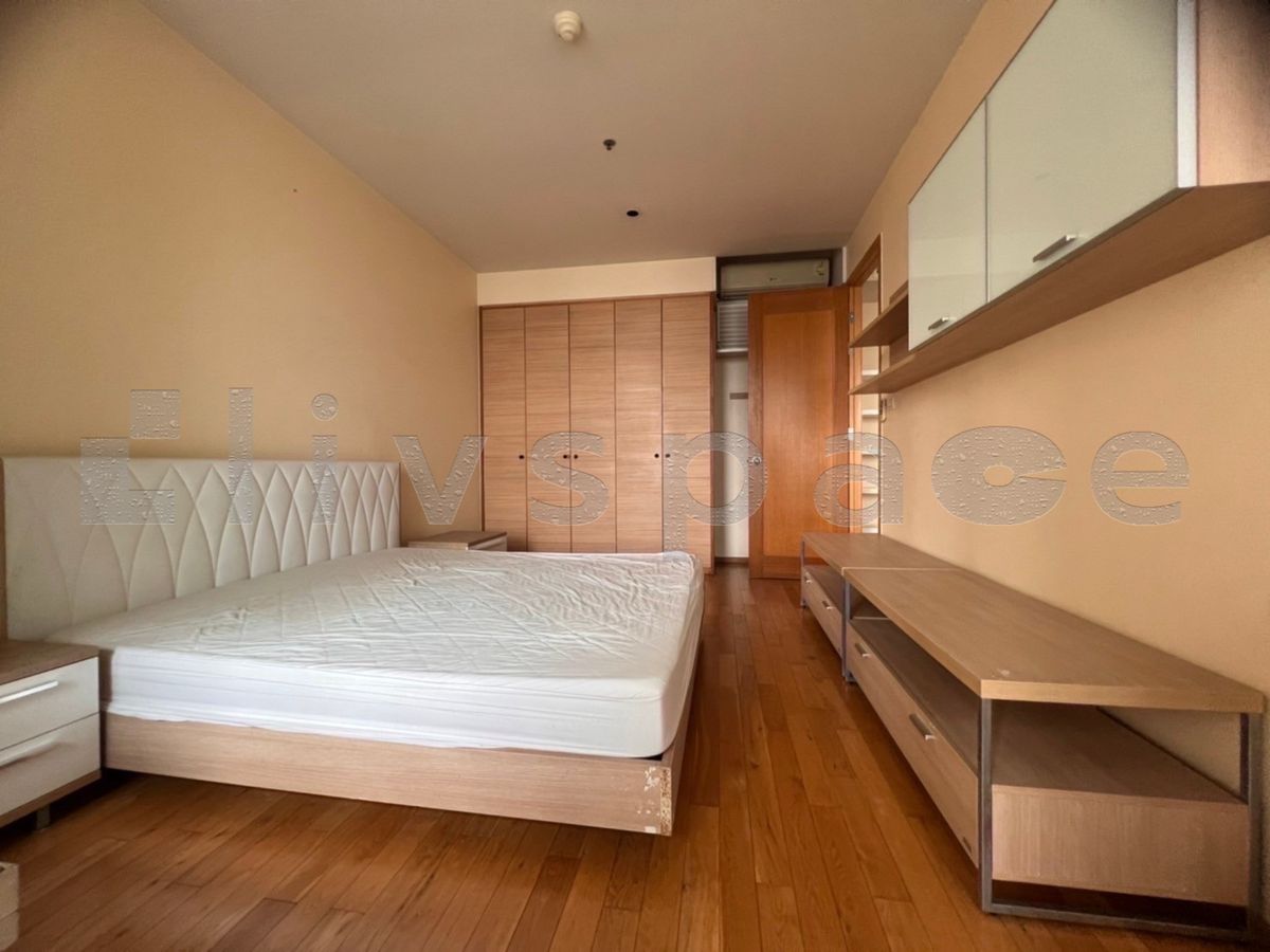 ▚ L00CJCツ For Sale: The Empire Place – 1 Bedroom with Swimming Pool View at Special Price ⭐