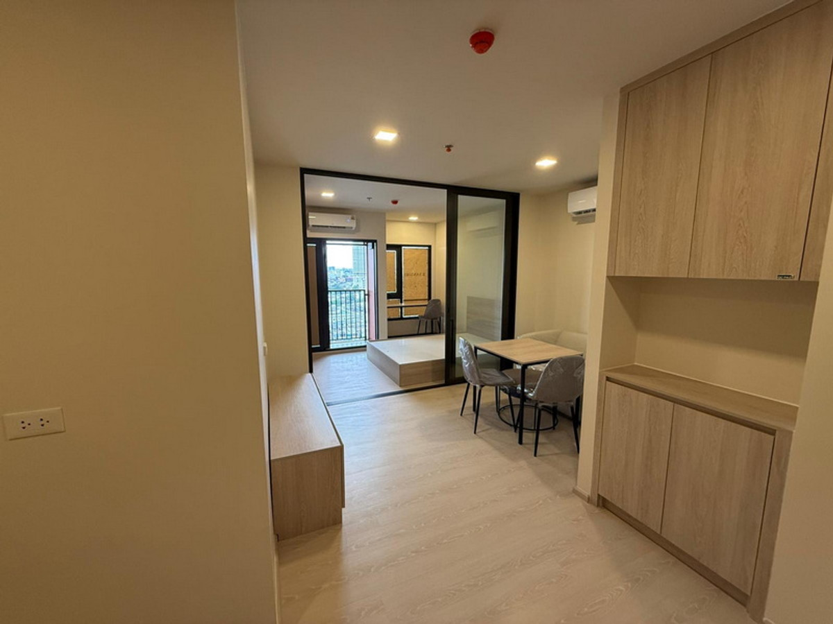 ขายคอนโด 1 ห้องนอนสไตล์โมเดิร์น วิวแม่น้ำเจ้าพระยา ชั้นสูง ใกล้ไอคอนสยาม ขายคอนโด 1 ห้องนอนสไตล์โมเดิร์น วิวแม่น้ำเจ้าพระยา ชั้นสูง ใกล้ไอคอนสยาม