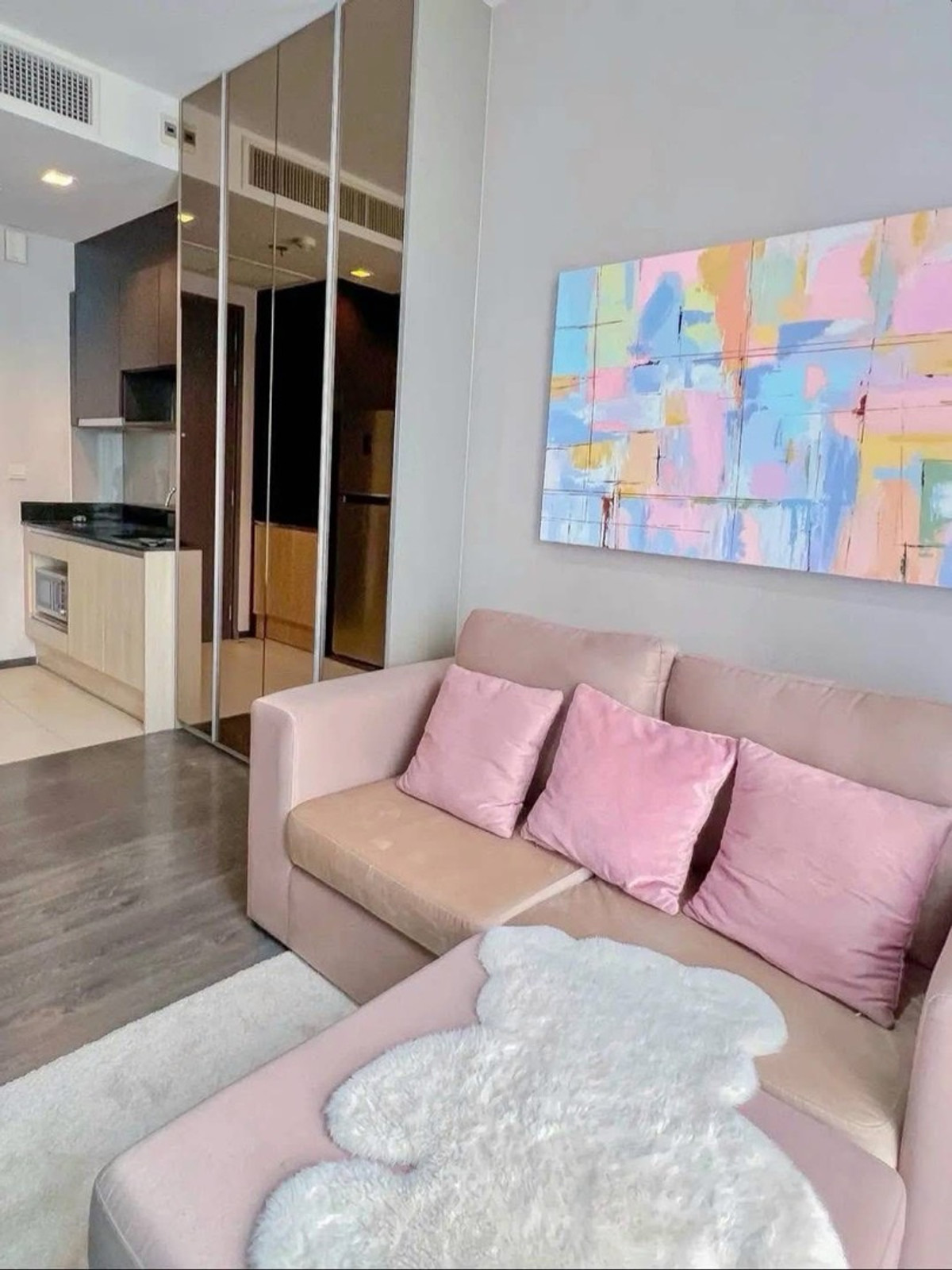 The Edge Sukhumvit 23 💗
Luxury high-rise just 200 m from BTS Asoke 🚶✨ The Edge Sukhumvit 23 💗
Luxury high-rise just 200 m from BTS Asoke 🚶✨