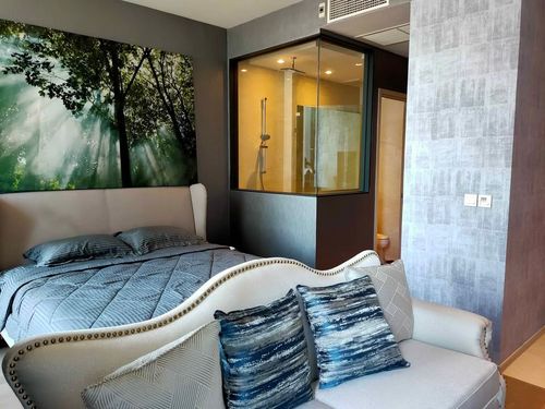 ขายคอนโด Ashton Silom ราคา 7,190,000 บาท [JZs251005]