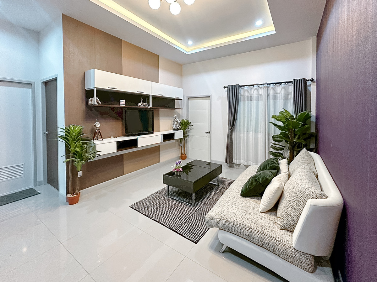 ขายบ้านใหม่มือ 1 ทาวเฮ้าส์ชั้นเดียว ปลวกแดง ระยอง เพียง 1.39 ล้าน - ไม่ต้องดาวน์