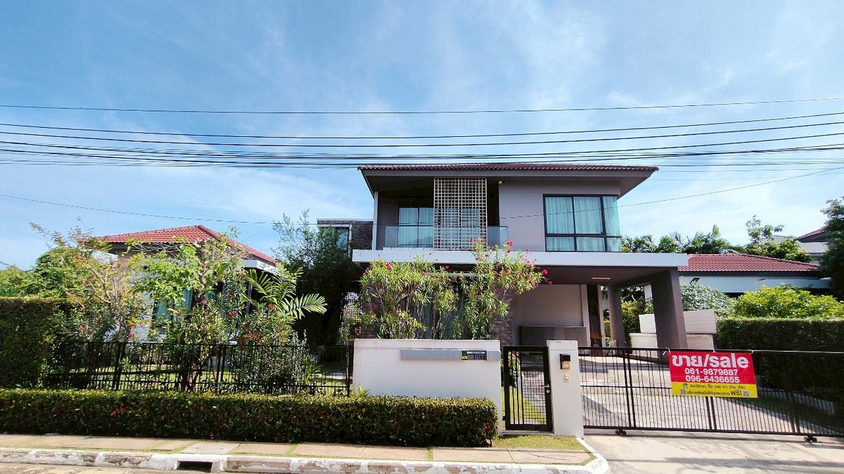 🏡✨ Luxurious detached house for sale. Extra large house “Muntana Rama 2 - Tientaley“ (Muntana Rama 2 - Tientaley), corner house, next to the central clubhouse. Very private and shady atmosphere 🌿 💥 Special price only 10.5 million baht!