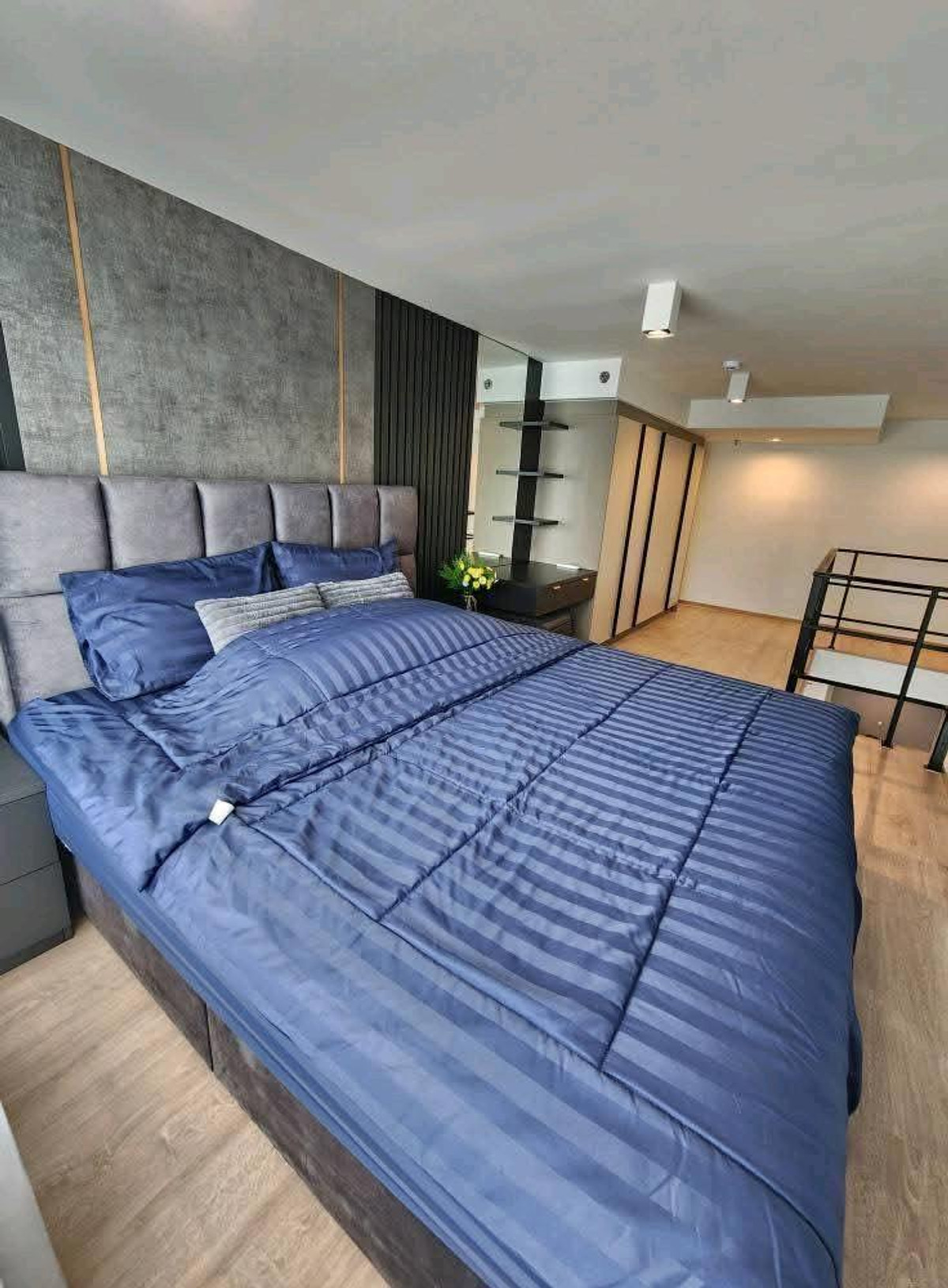📍Location near MRT Rama 9, only 400 m., 1 station to Airport Link Makkasan.