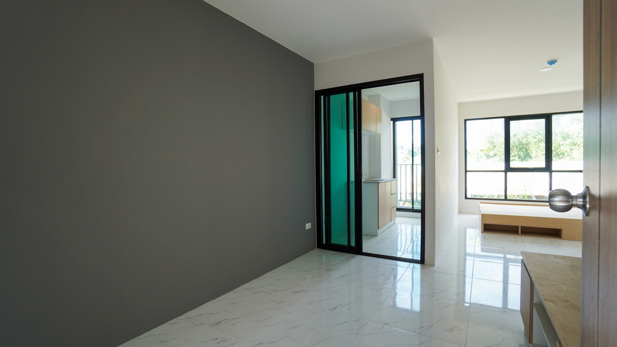 Condominium, completed and ready to move in, The Triple Line Condominium. The Triple Line Condominium – รูปที่ 3