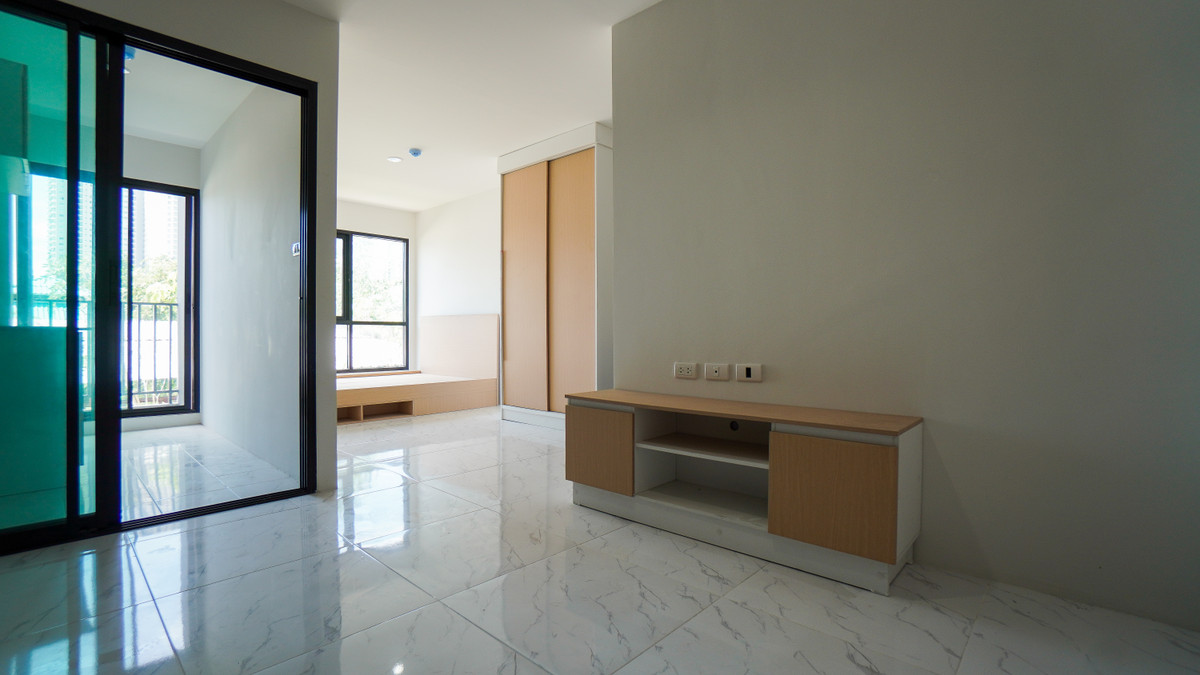 ประกาศขาย เดอะ ทริปเปิ้ล ไลน์ คอนโดมิเนียม (The Triple Line Condominium) – รูปที่ 3