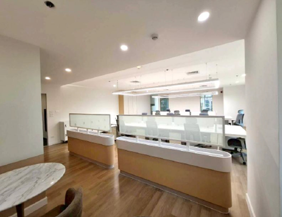 For Rent: 139 sqm Newly Fully Furnished Office | Unit 501 | 208 Wireless Road (Grade A) | Ready to Move In – รูปที่ 4