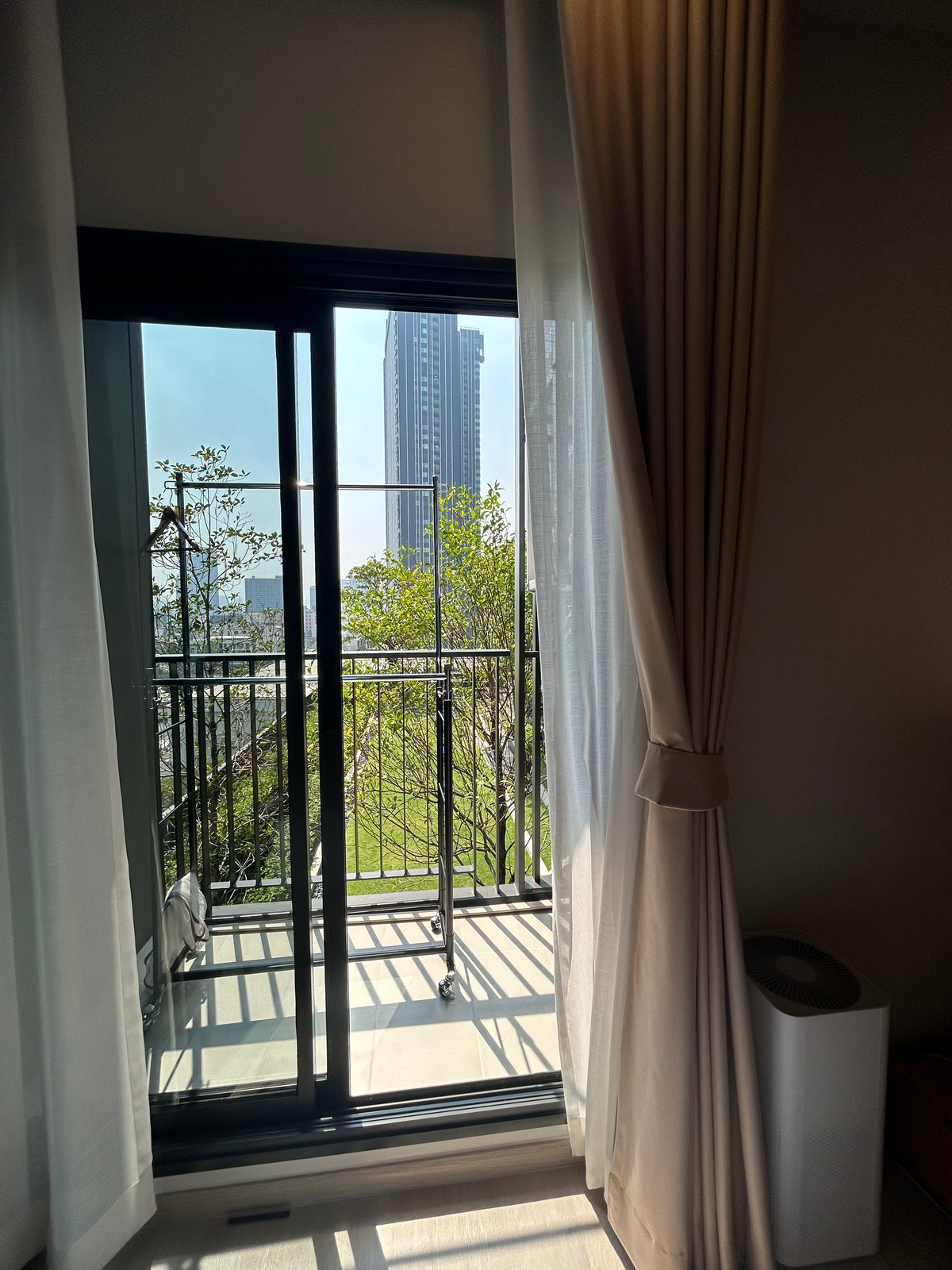 ขายห้องมุม 1 bed plus 42.5 ตรม วิวสวน แต่งสวย