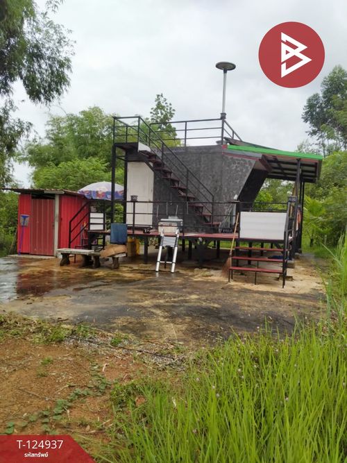 Single house with land for sale, area 1 rai, Prachantakham, Prachinburi.