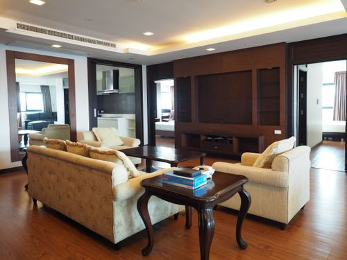 Sathorn Garden for rent, 100,000 baht [MKr251042]