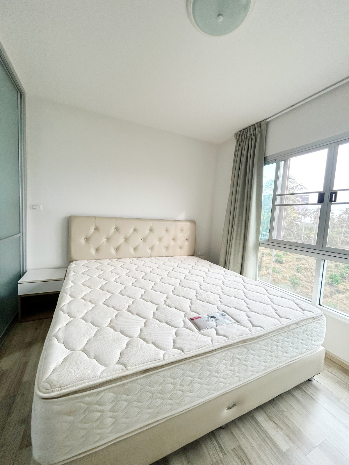 📌For Sale !!🔥Selling cheap!! D Condo Coco, opposite Robinson ✅ Surat Thani city center