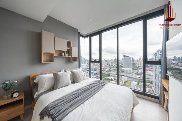 ✨ For Rent : One9Five Asoke - Rama 9 Condo ✨ 💰 Only 160,000 thb/month