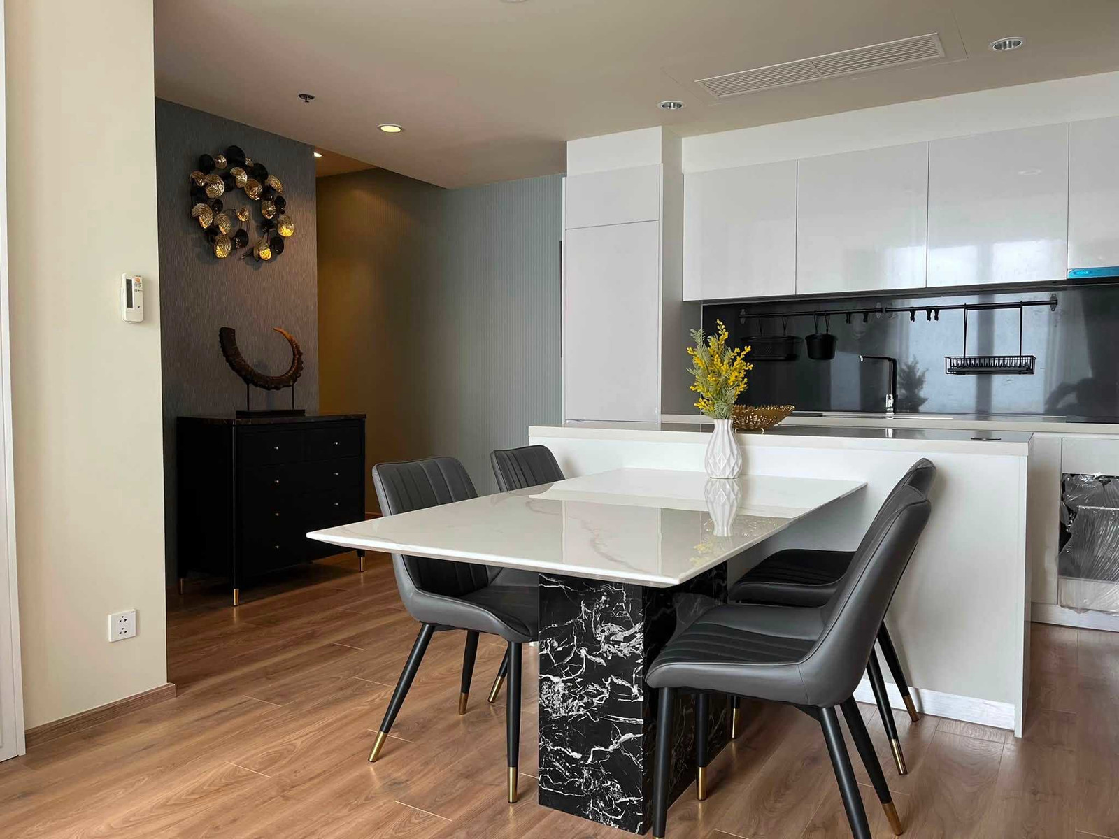 +++ เช่าด่วน+++ Noble Form Thonglor**2 ห้องนอน ขนาด 74 ตร.ม. แต่งสวยครบพร้อมอยู่!!! – รูปที่ 3