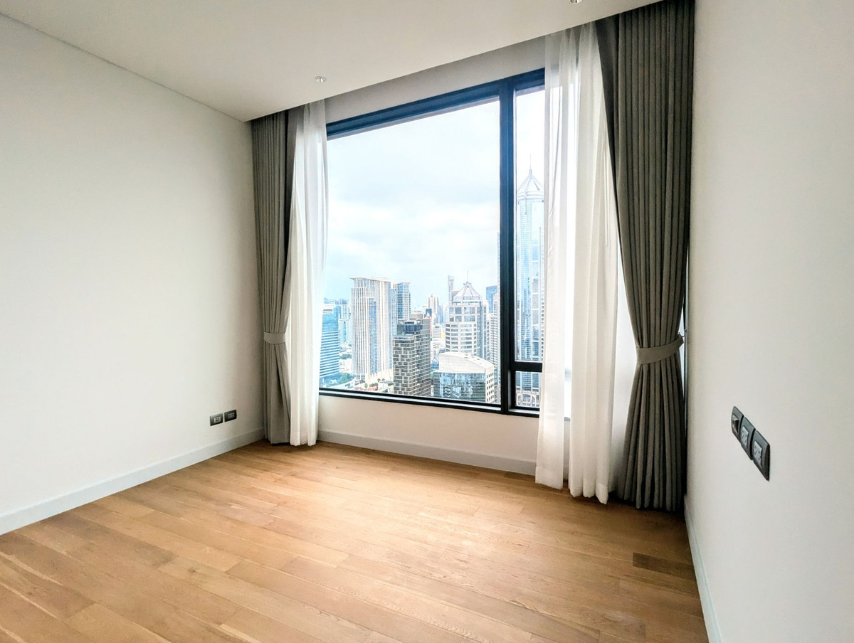 +++ขายด่วน+++ Sindhorn Residence** 3 ห้องนอน ขนาด 148 ตร.ม.  – รูปที่ 2