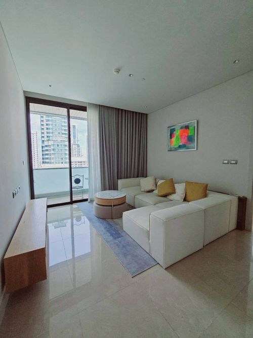 +++Urgent sale+++ Sindhorn Residence** 1 bedroom, size 74 sq m.