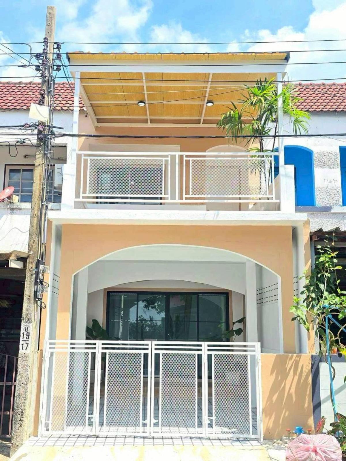 ขายทาวน์เฮ้าส์/ทาวน์โฮม บ้านศรีประจักษ์ 4 รีโนเวทใหม่ บางบัวทอง บางบัวทอง นนทบุรี CX-132111 ขายทาวน์เฮ้าส์/ทาวน์โฮม บ้านศรีประจักษ์ 4 รีโนเวทใหม่ บางบัวทอง บางบัวทอง นนทบุรี CX-132111