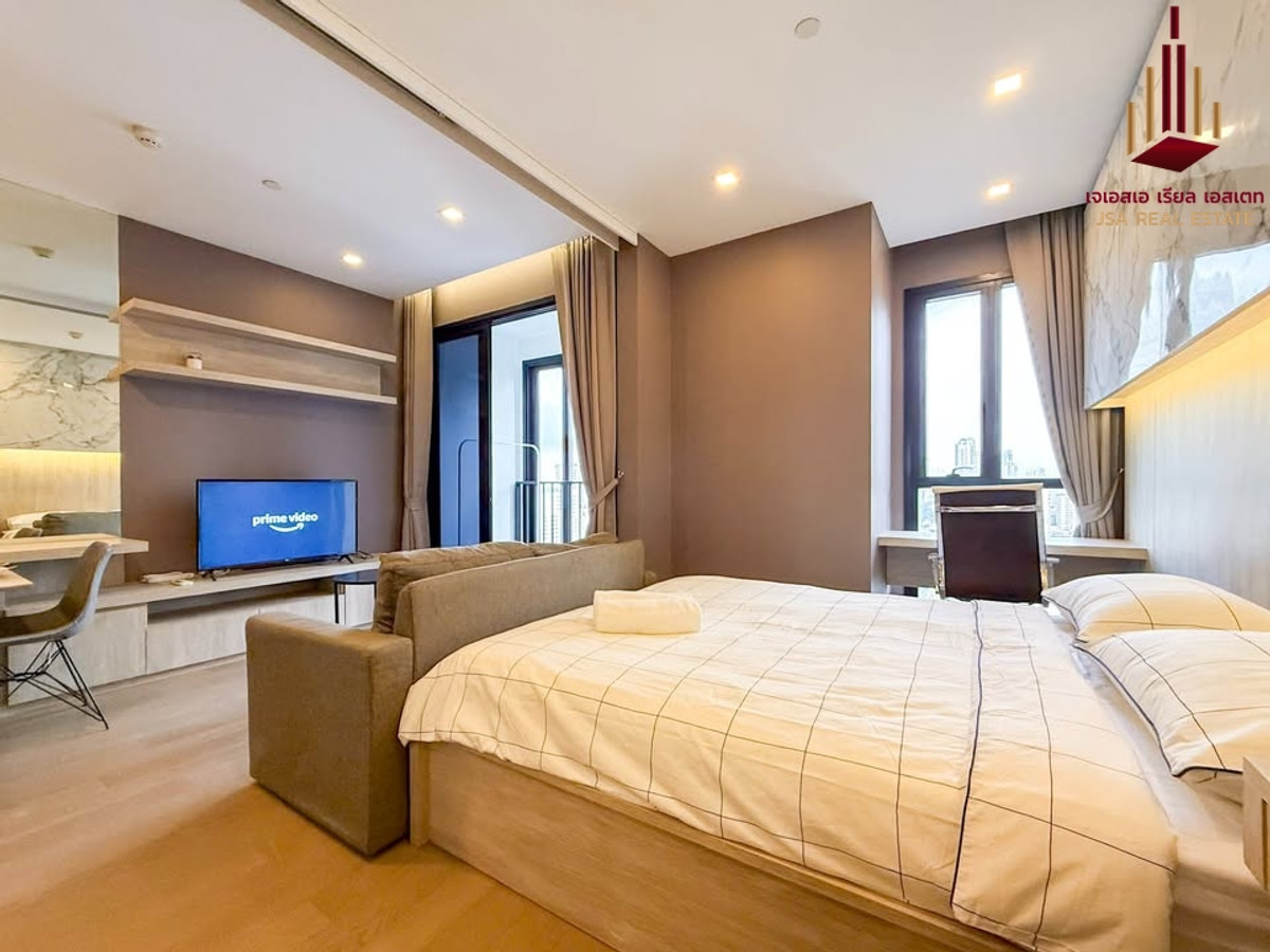✨ For  Rent: Ashton Asoke Condo ✨  💰 Only 25,000 THB/month