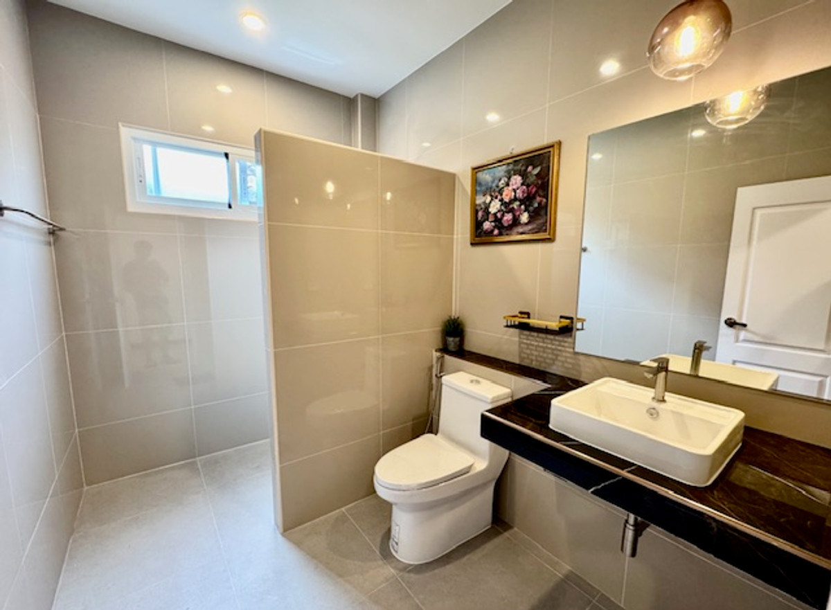 บ้านในสัมมากรให้เช่า (รามคำแหง 110) รีโนเวทใหม่! เฟอร์ใหม่ทั้งหลัง!  – รูปที่ 4