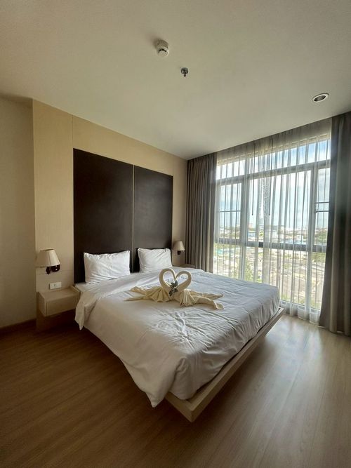 Suntara Condo for rent in the heart of the city, community area, near Assumption College Sriracha.