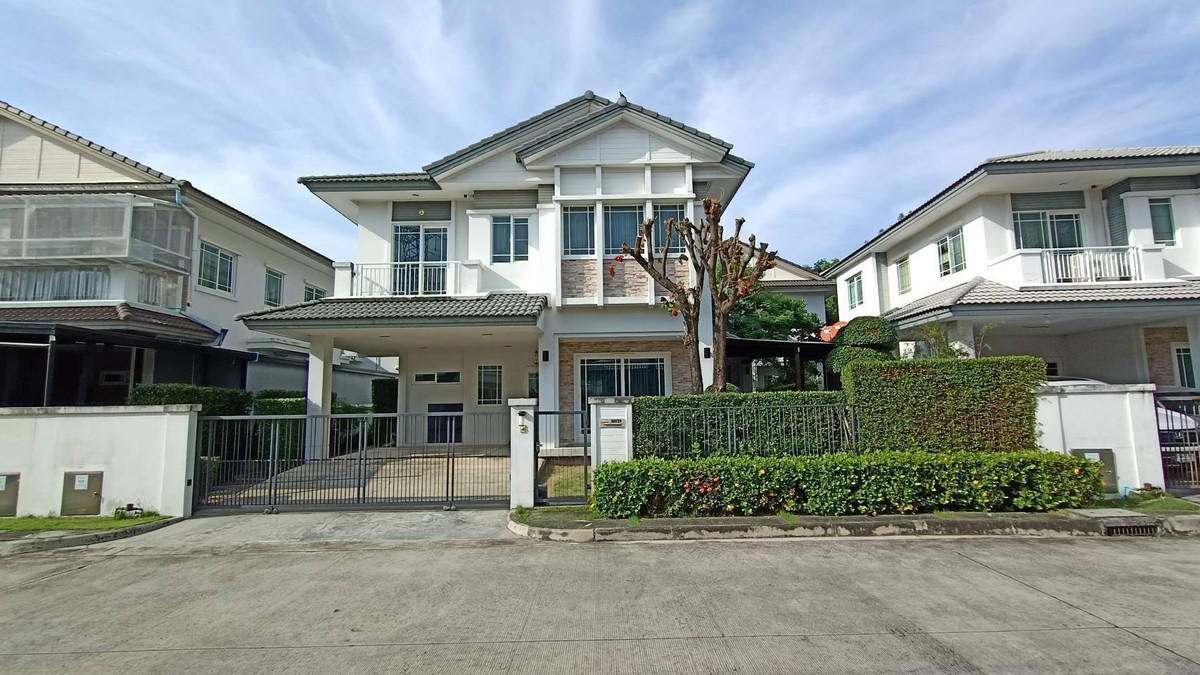 บ้านเดี่ยว มัณฑนา วงแหวน - อ่อนนุช 3 / 3 ห้องนอน (ขาย), Manthana Onnut - Wongwan 3 / Detached House 3 Bedrooms (FOR SALE) POON024