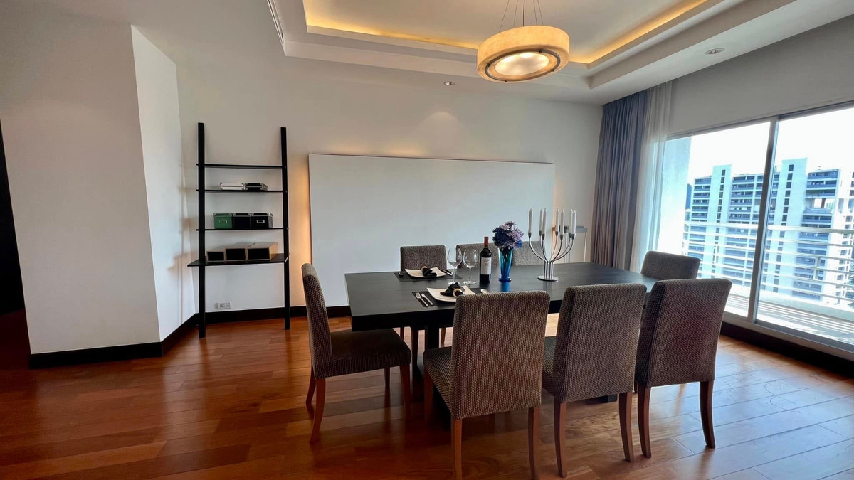 Royal Residence Park✨ 4 bedrooms 5 bathrooms 275 sqm🔥 rent only 170,000‼️ – รูปที่ 4