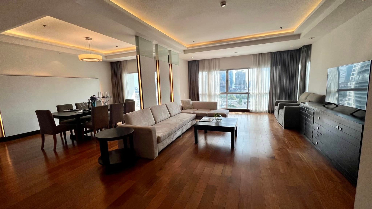 Royal Residence Park✨ 4 bedrooms 5 bathrooms 275 sqm🔥 rent only 170,000‼️
