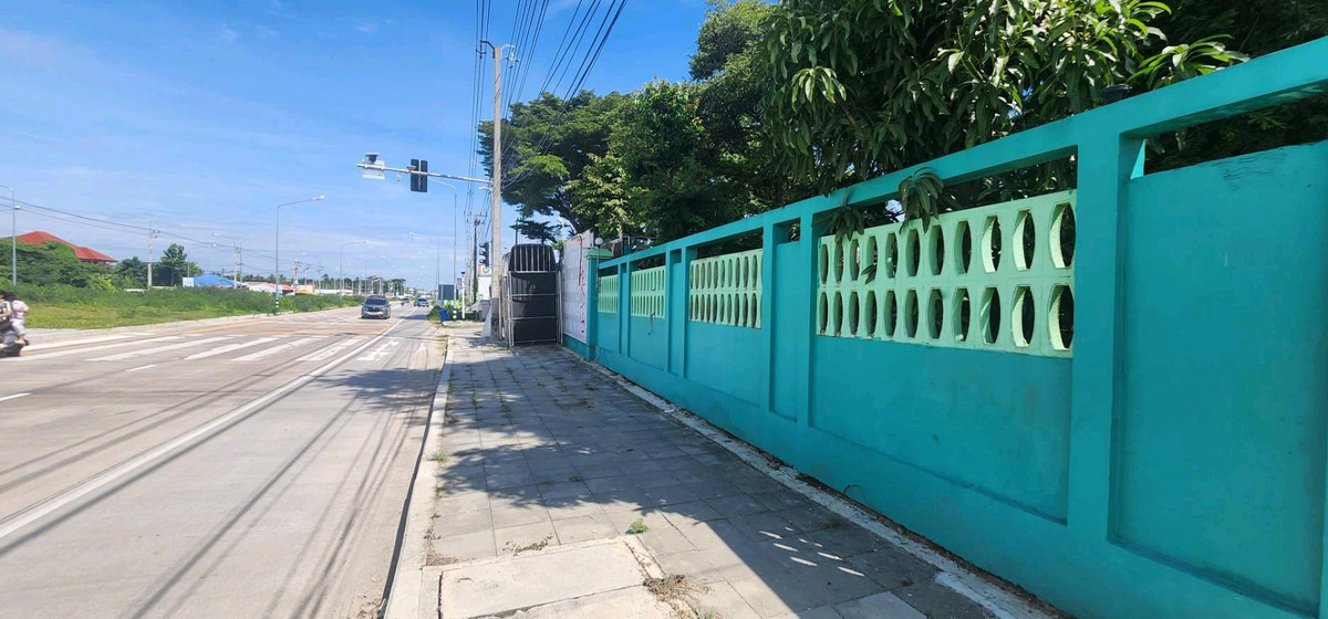 ขายที่ดินพร้อมโรงงาน หน้าที่กว้างติดถนนใหญ่ 62 เมตร อยู่ พุทธมณฑลสาย 7 🔥 ขายที่ดินพร้อมโรงงาน หน้าที่กว้างติดถนนใหญ่ 62 เมตร อยู่ พุทธมณฑลสาย 7 🔥