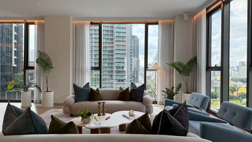  ♢ Exclusive Penthouse ♢ ชั้น 25+ | ขนาดพื้นที่ใช้สอย 415.00 ตร.ม. | ห้องนอน 4 ห้องน้ำ 4 | ติดถนนสุขุมวิทและ BTS ทองหล่อในระยะ 0 เมตร