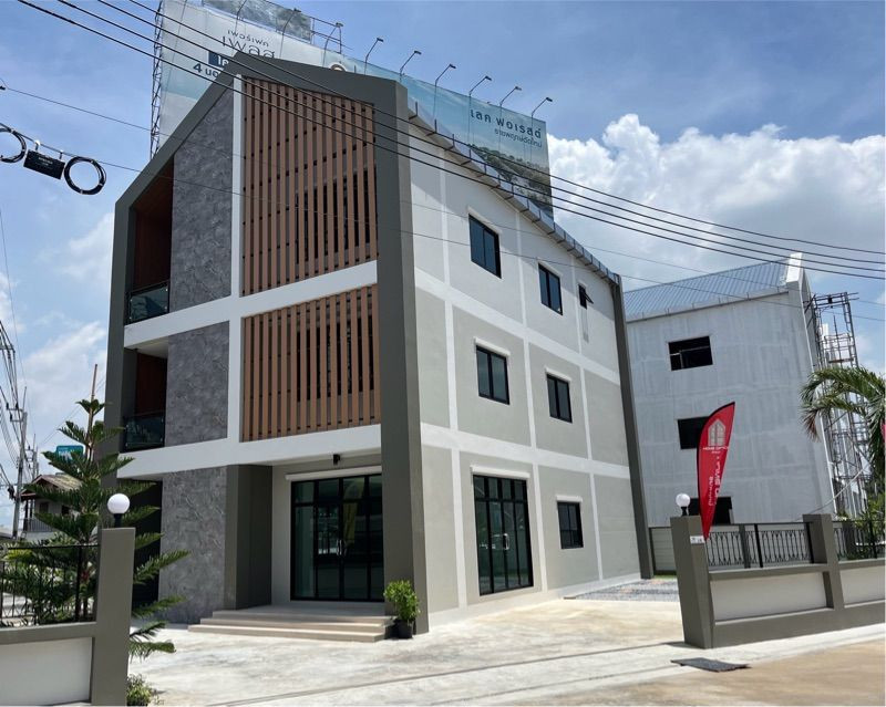 Home Office for sale (Chaiyaphruek), 2 and 3 floors with land, good location, convenient travel, near the MRT Pak Kret Intersection station. – รูปที่ 2