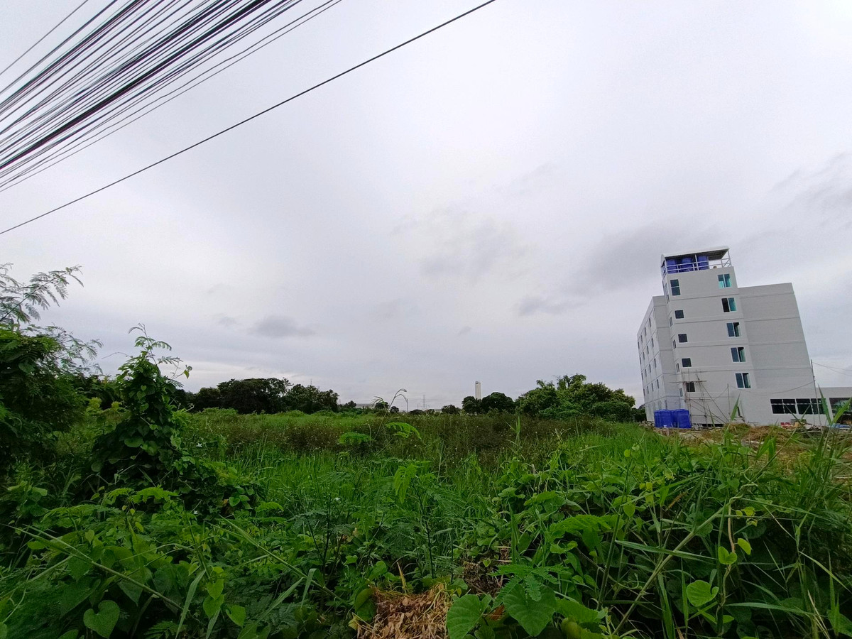 Empty land for sale in Theparak Empty land for sale in Theparak