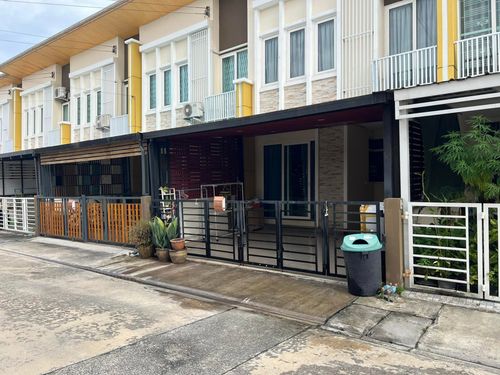 โกลเด้น ทาวน์ อ่อนนุช - ลาดกระบัง / 4 ห้องนอน (ขาย), Golden Town Onnut - Lat Krabang / 4 Bedrooms (FOR SALE) BZD016
